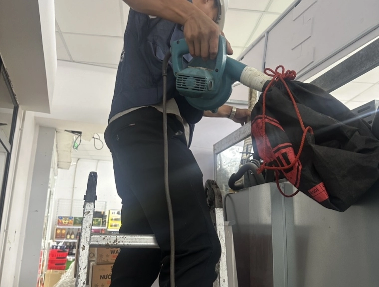 Sửa chữa máy lạnh uy tín HCM